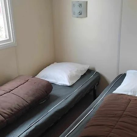 Mobil 4 Personnes Avec Terrasse A - Api-1-52-471 Camping *