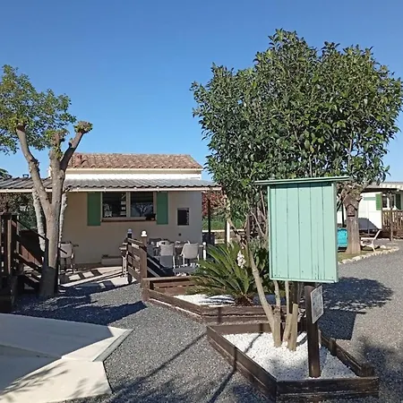 Mobil 4 Personnes Avec Terrasse A - Api-1-52-471 Camping *
