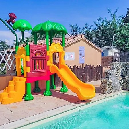Mobil 4 Personnes Avec Terrasse A - Api-1-52-471 Camping